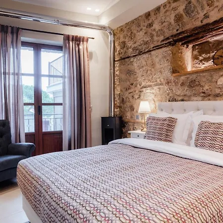 Aldia Suites Arachova Exterior photo